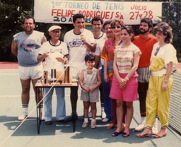 Foto-Tenis-1-Torneo F.R. 20-87-Flia Gonzalez